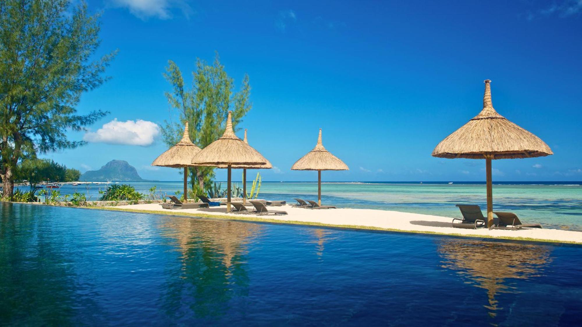 Esplanade By Horizon Holidays Tamarin Esterno foto