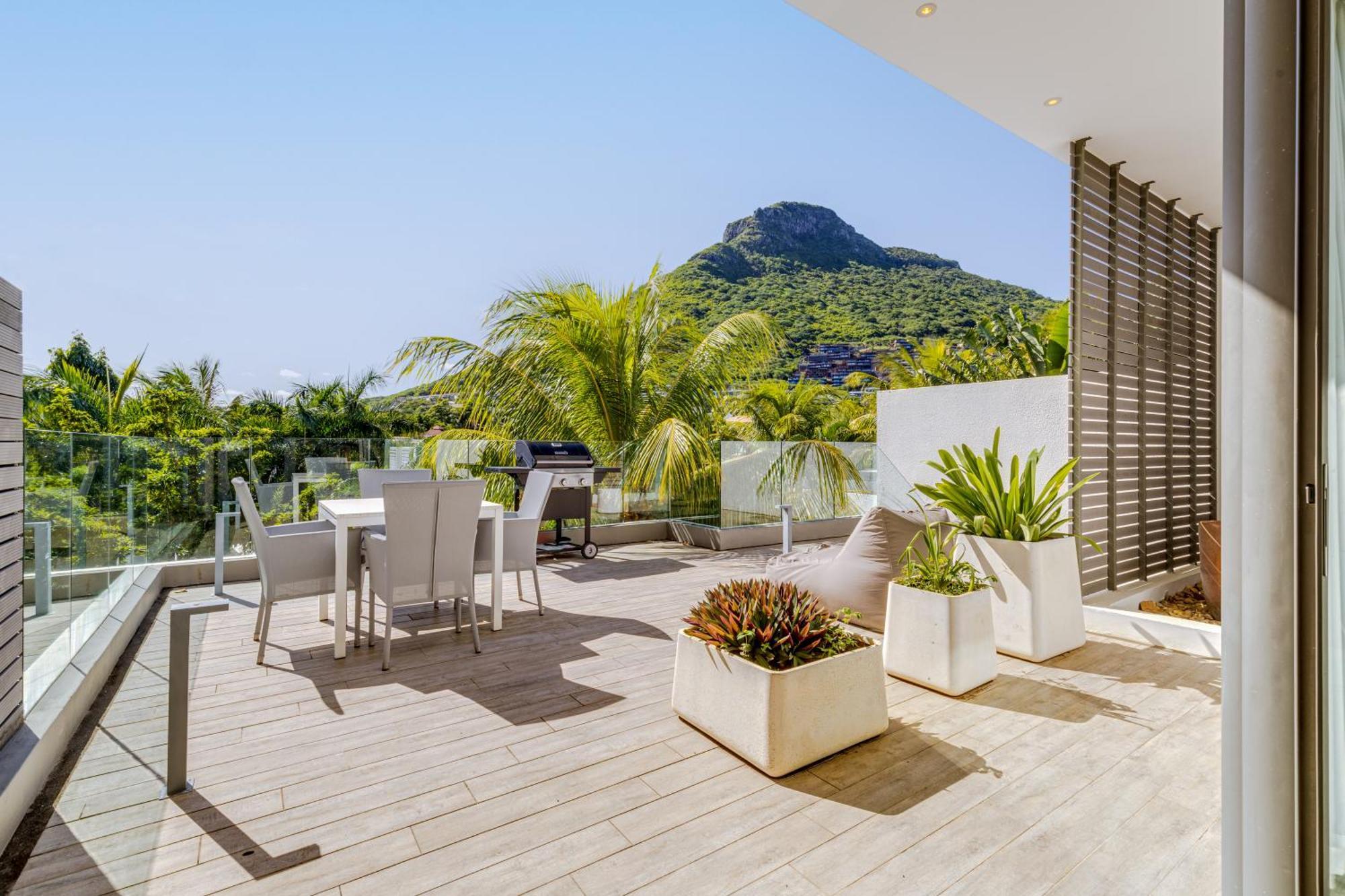 Esplanade By Horizon Holidays Tamarin Esterno foto