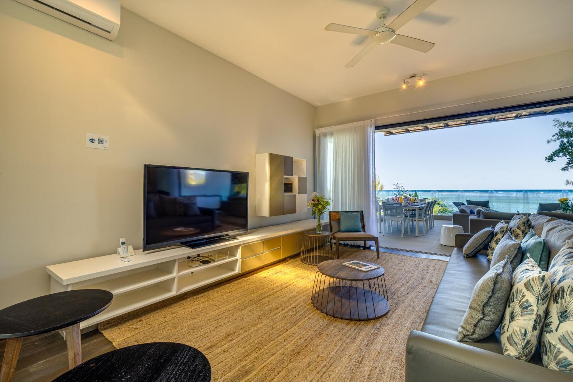 Esplanade By Horizon Holidays Tamarin Esterno foto